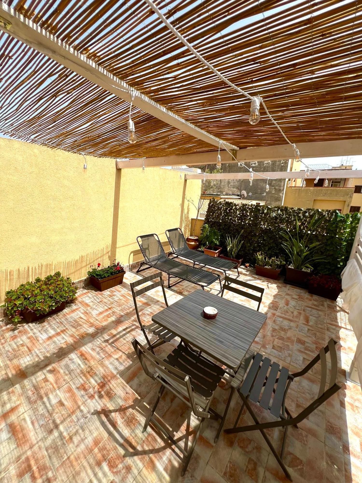 La Terrazza Di Pindaro Villa Syrakusa Exteriör bild